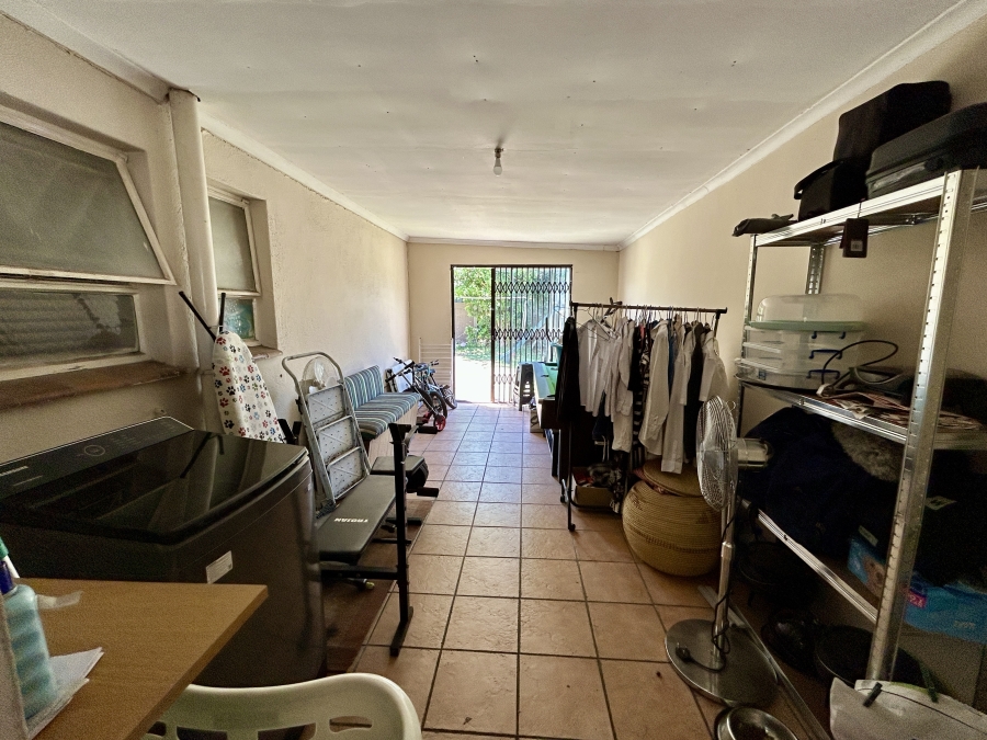 3 Bedroom Property for Sale in Churchill Estate Western Cape